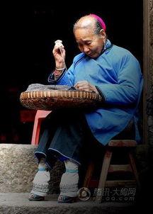 三寸金莲直播在线观看,揭秘古代缠足文化魅力瞬间  第2张